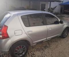 Renault Sandero 2014, Manual, 1,6 litres - Montería - 2